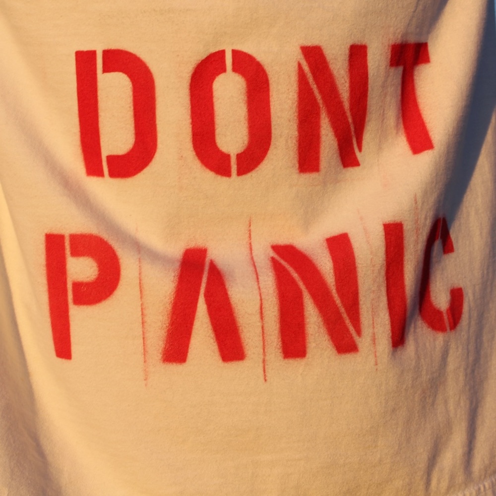 ‘Lockdown’ Tee - Picture 4 of 4